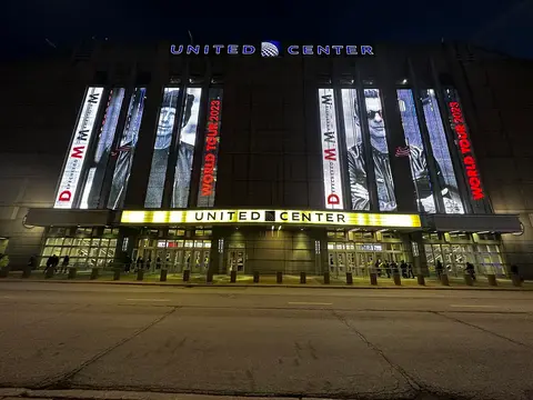 Le United Center aux couleurs de Memento Mori — United Center, Chicago, 5 avril 2023